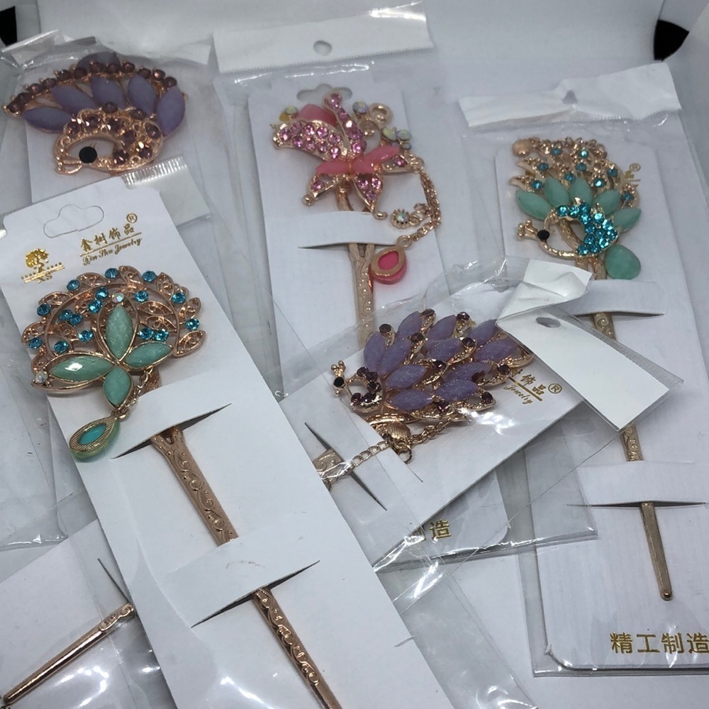 RHINESTONE Metal Hair Stick Chinese Asian Hairpin Chignon Regal New
